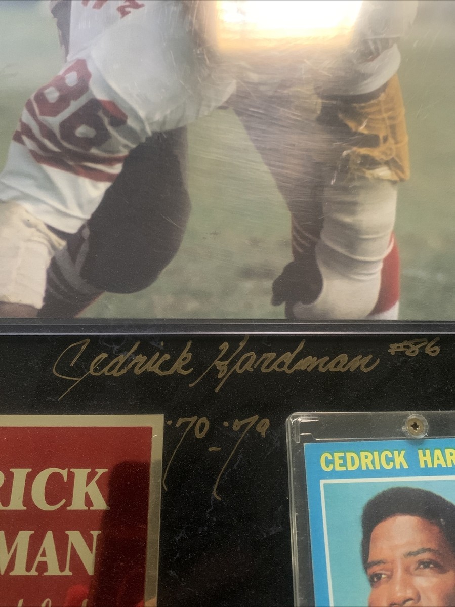 CEDRICK HARDMAN 49ERS FRAMED 8X10 PHOTO CARD 12X15 