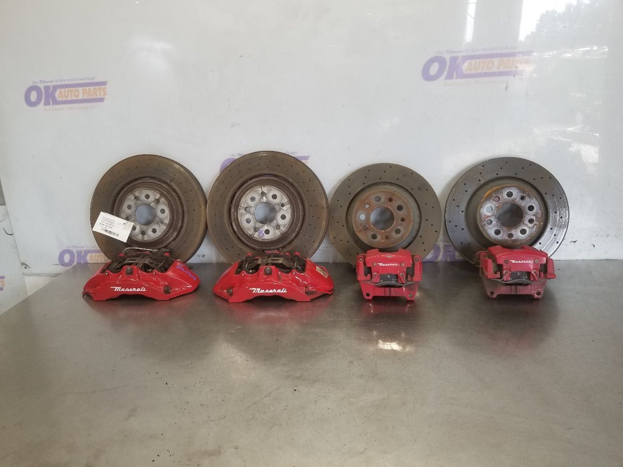 Maserati Levante Brake discs Set Red