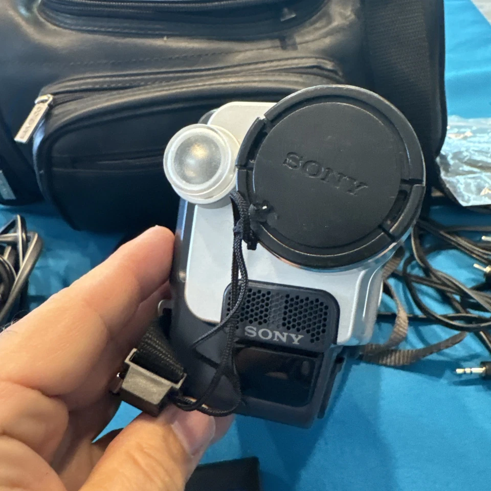 Sony Handycam CCD-TRV118 8mm Hi8 Probado Paquete de Transferencia de Video Captura Nocturna Foto 4 de 4