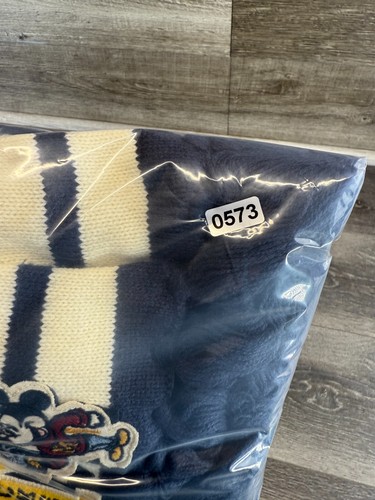 Vintage Disney Parks Authentic Navy Blue & White Winter Scarf Mickey Mouse "M" - Picture 6 of 6