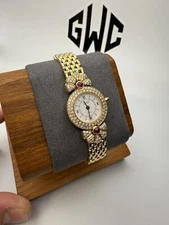 Van Cleef & Arpels 122965B2 Yellow Gold Diamond & Ruby 21mm White Dial Ladies