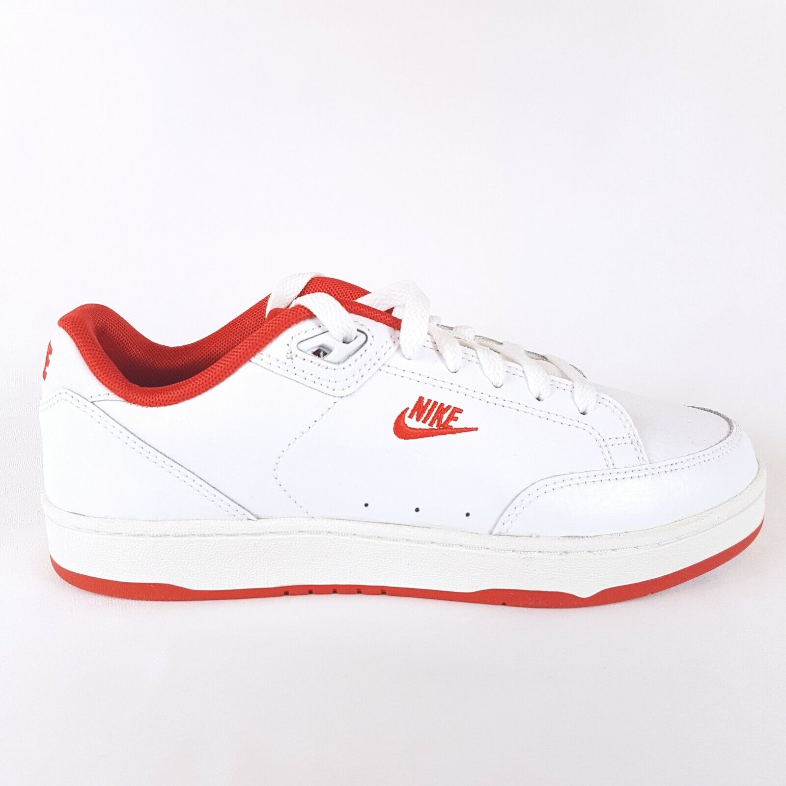 Grandstand II White/Red Trainers. Mens Size Brand New. *Fast & Free 888407326745 | eBay