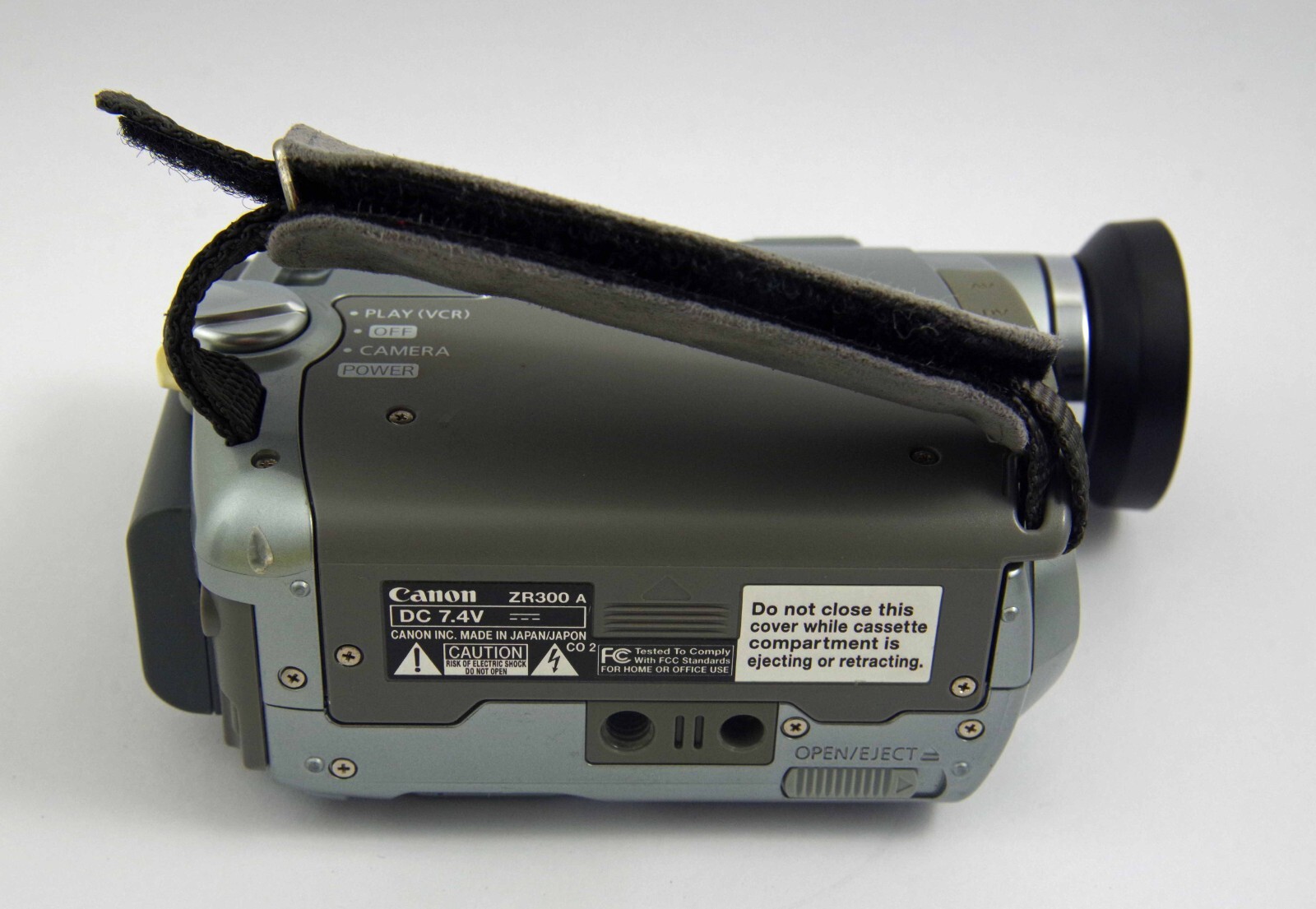 Canon ZR300 Mini DV Camcorder