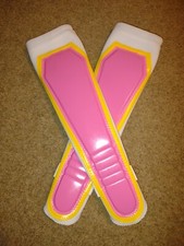Pro Wrestling KICKPADS White with Pink Pad and Yellow Outline Gear New