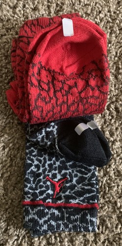 Nike Air Jordan Kids' Elephant Red Black 2-Pack Crew Socks 3Y-5Y New - Picture 2 of 3