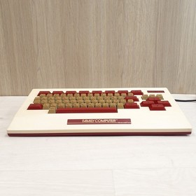 Nintendo Famicom console & Family Basic Keyyboard + 12 games tested Japan NTSC-J