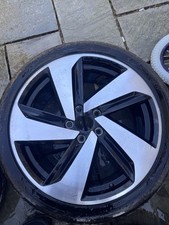 GOLF GTI 7.5 Alloys+ Tires Used X4 Original