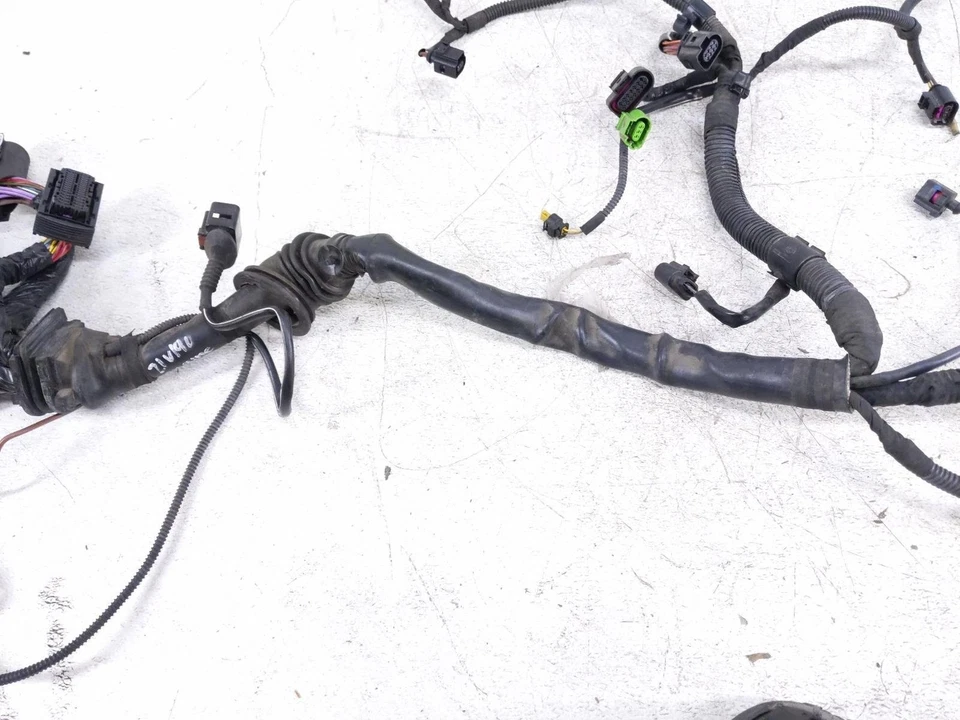 Arnés de cables del motor principal Audi A4 Quattro 2011-2012 2,0 L 8K1-971-072-Kp Foto 3 de 4