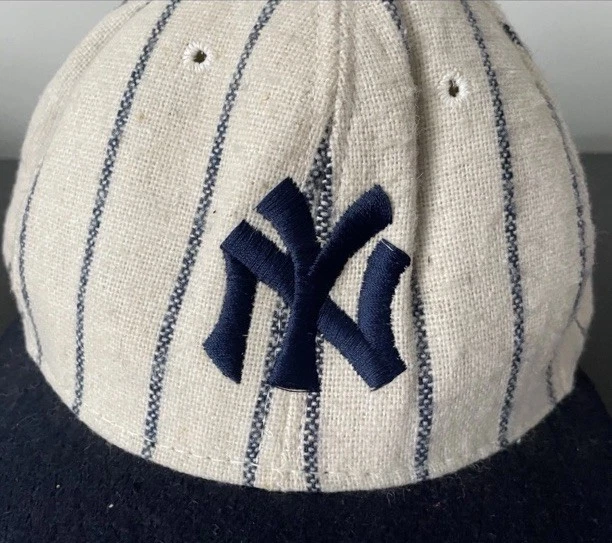Vintage 80s American Needle MLB New York Yankees Pin Stripe Fitted Hat 7 3/8 - Image 3 of 4
