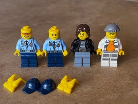 LEGO CITY: Police Patrol Boat (60129) 100% Complete with Manuals