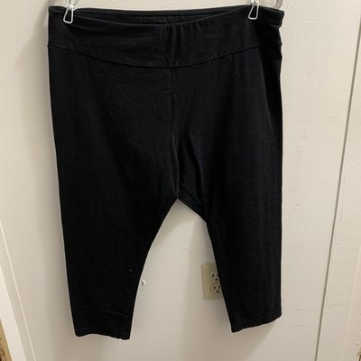 Time & Tru Capris Black 2XL Waist 36  Inseam 22  Pullon
