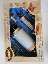 Vintage Mirro Cookie Pastry Press 350 Decorator Set 12 Plates 9 tips #45