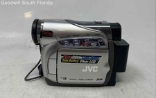 JVC Model GR-D270U Silver 25x Optical Zoom Digital Video Camcorder Not Tested