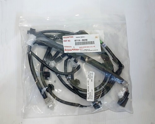 20108 - 2020 TOYOTA CAMRY OEM PARKING SENSOR SENSOR WIRING HARNESS 82114-06280