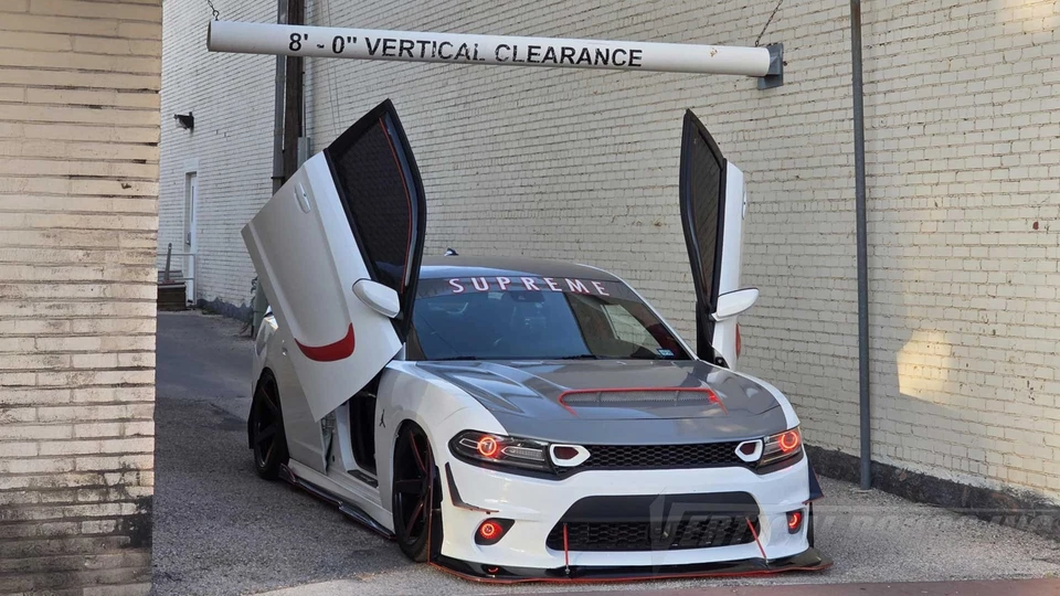 Kit de puerta vertical Dodge Charger 2011-2023 - Puertas lambo atornillables, hechas en EE. UU. Foto 2 de 4