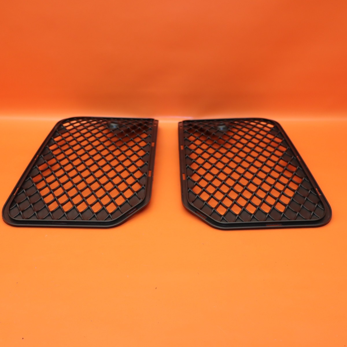 MERCEDES BENZ G63 BRABUS GRILLE RIGHT LEFT 2019-2022 2023 2024 464-234-822 OEM
