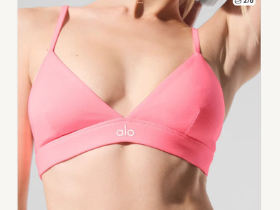 alo yoga SPLENDOR BRA in Neon Bubblegum, NWT, Med. ----SOLD OUT--- 