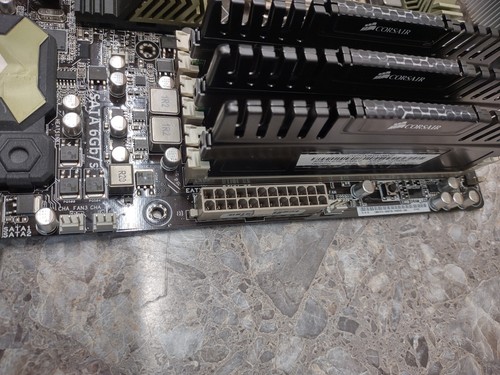ASUS SABERTOOTH X58 ATX Intel LGA1366 DDR3 mit Core i7-950, 12GB COMBO!!!! - Bild 11 von 18