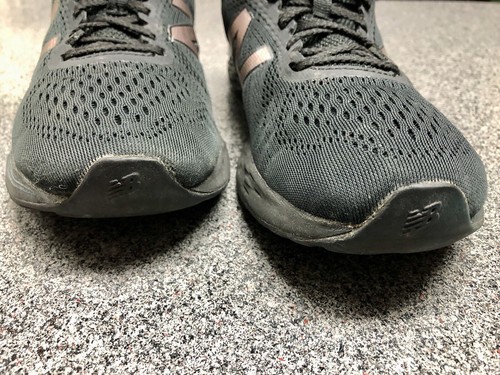 New Balance Shoes Womens 8.5 Fresh Foam Arishi Sneakers Black Mesh. Fits Snug - Picture 8 of 8