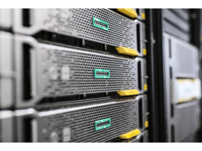 HP Enterprise - 867966-B21 - Server 2-Port SFF SATA/SAS-Backpanel