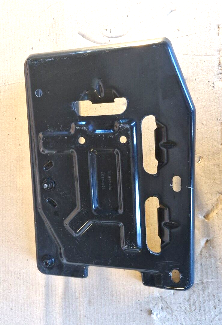 GM 15872637 Battery Tray 15185456 07-14 Silverado Sierra for sale 