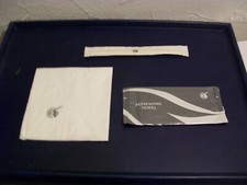 Serviette refreshing towel  QATAR AIRWAYS  #107