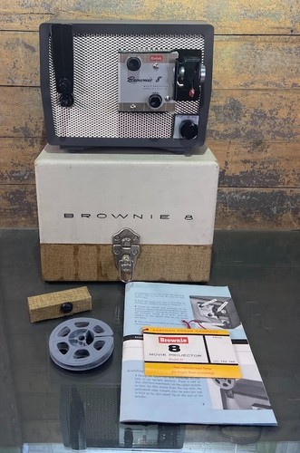 Kodak Brownie 8mm Filmprojektor Model 10 mit Koffer getestet, funktioniert