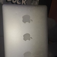 Apple MacBook Air A1466 13.3" Silver Laptop Built-in Webcam Wi-Fi USB 3.0