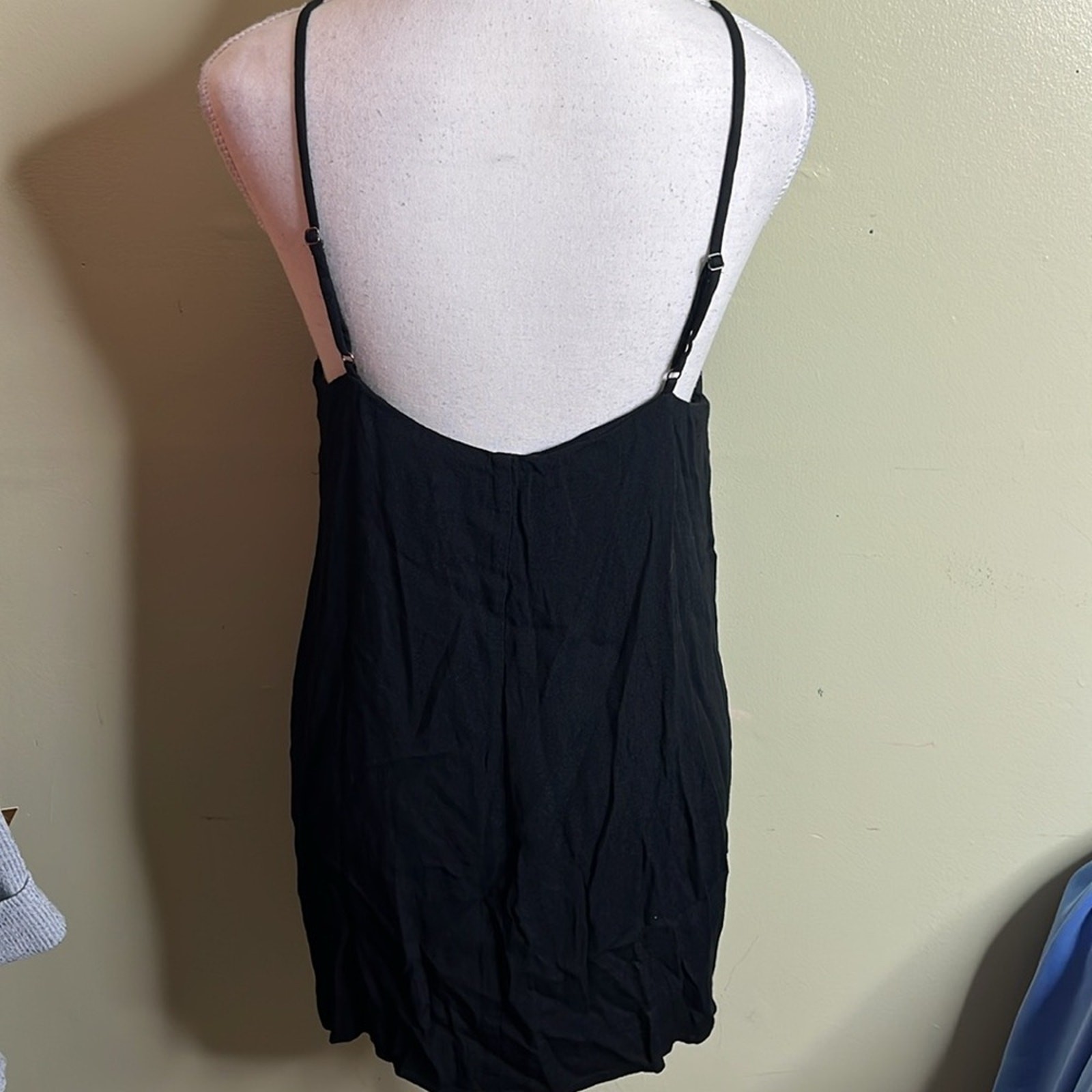 FILA Mini abito popover Reformation Camille Rowe The Laurien nero taglia media