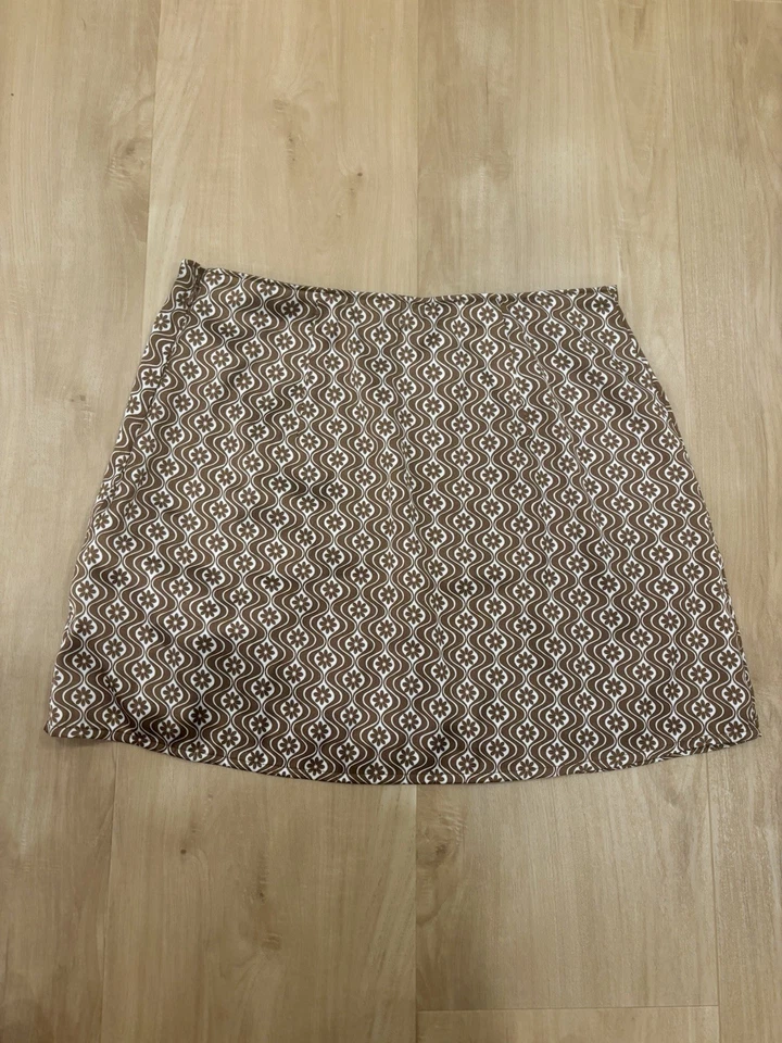 Hollister Brown Satin High Rise Mini Skirt White Flowers Size Small - Image 3 of 4