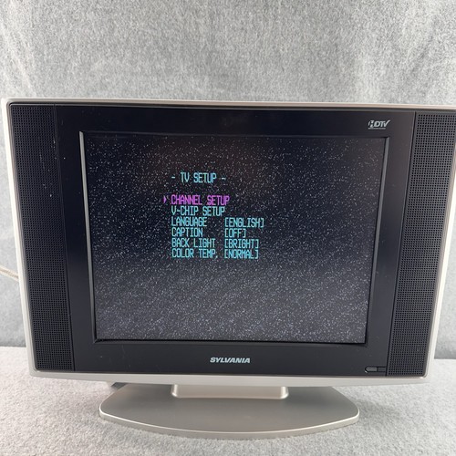 Sylvania LD155SC8 LCD TV/DVD Combo 15" Flatscreen HDTV Retro Gaming DVD NO WORK - Picture 17 of 19