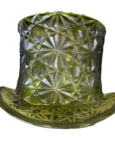 Vintage Daisy & Button Green Colonial Fenton Top Hat Trinket Dish Art Glass Vase