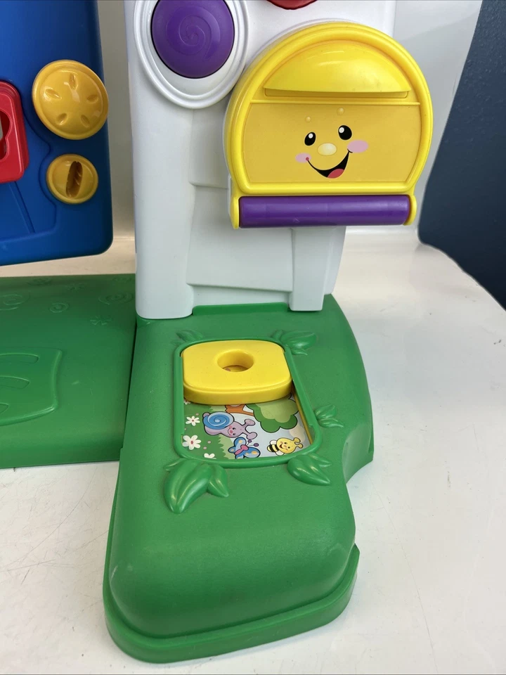 Vintage 2004 Fisher Price Laugh And Learn House - 2 Interactive Play Modes - Image 2 of 4