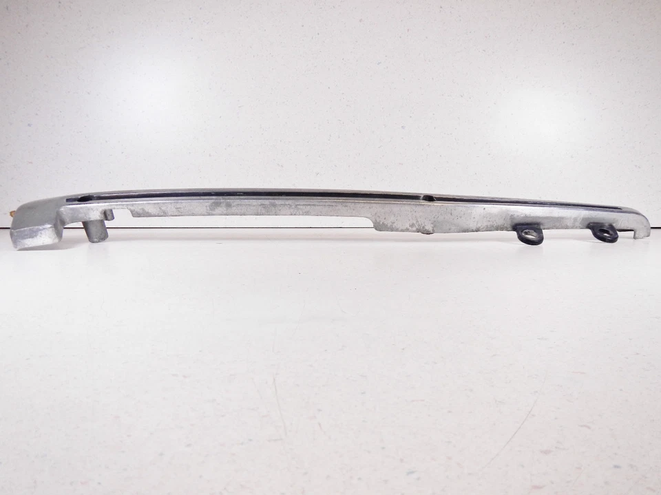 82 HONDA CB750SC CB750 CB 750SC NIGHTHAWK 750 BARRA DE AGARRE LATERAL IZQUIERDO SOPORTE DE MANGO Foto 3 de 4