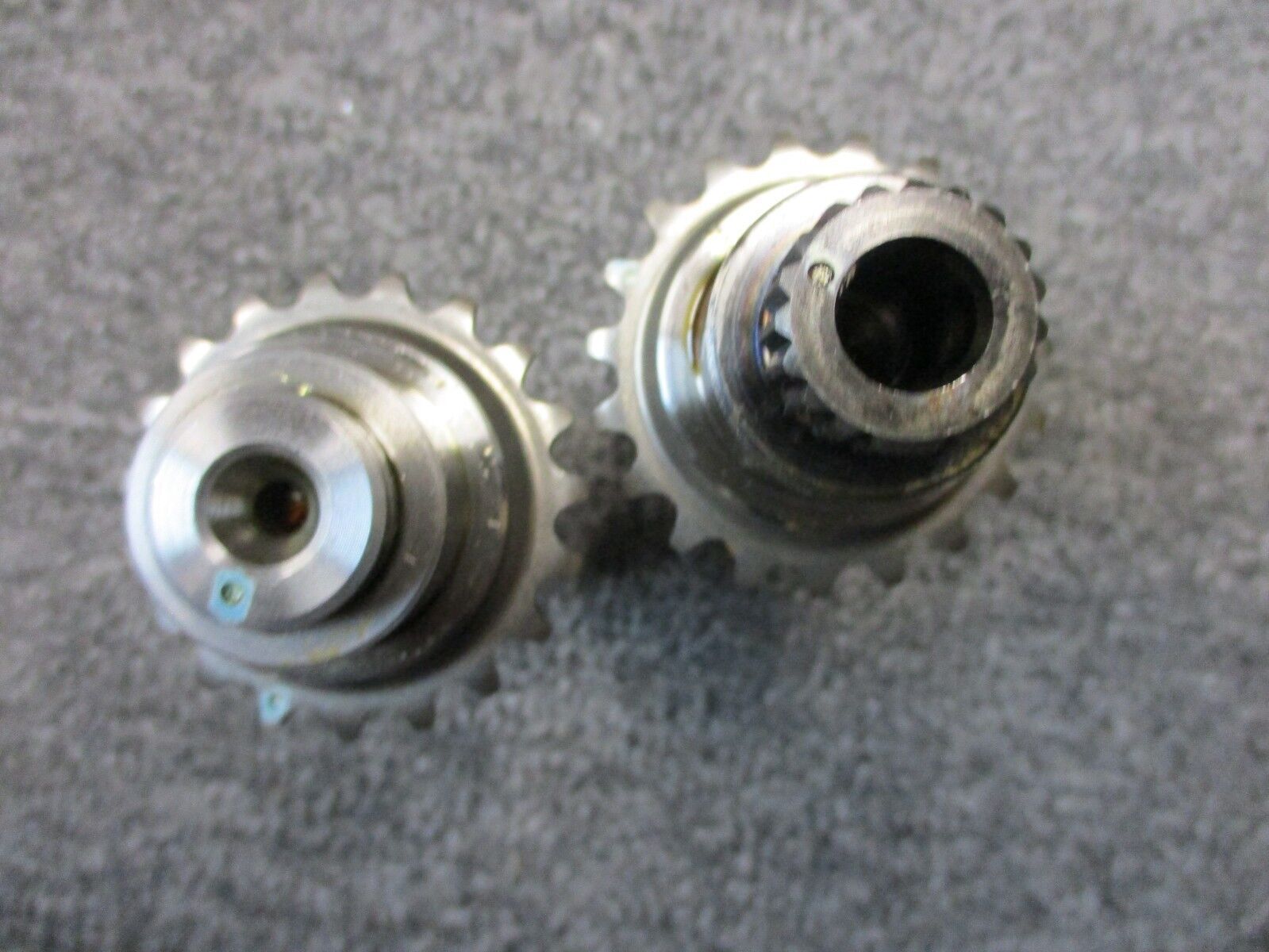 Harley Davidson OEM Stock Twin Cam Camshafts 2561707 2559907 off Road