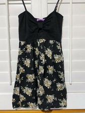 URBAN OUTFITTERS Urban Renewal Floral Dress S/M (457)