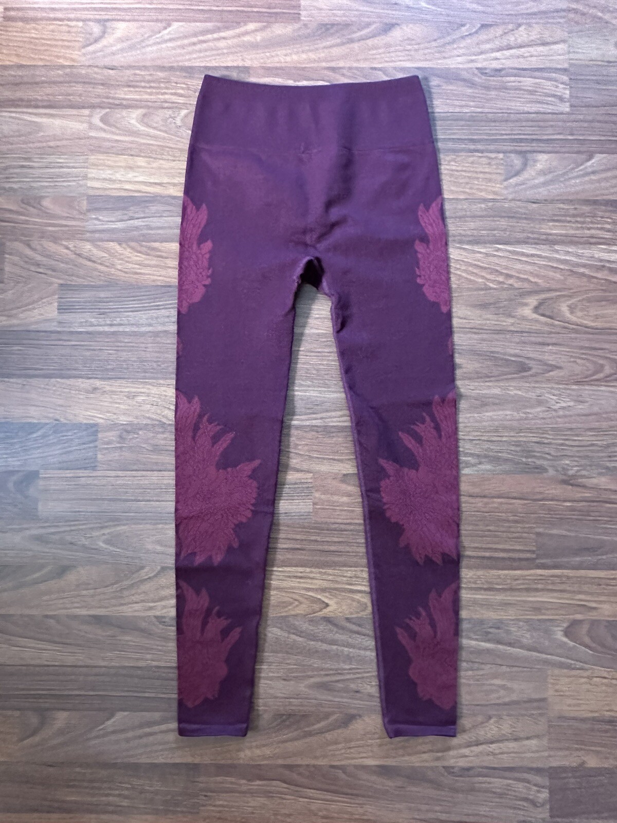 Fabletics Rosette High Waisted Seamless Leggings … - image 3