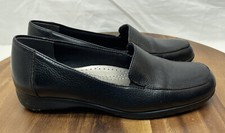Trotters Loafers Sz. 7.5 Womens WT9521-001 Deanna Black Leather Comfort Slip On
