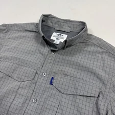 Aftco Men's Performance Button-Up Fishing Shirt Plaid Polyester Gray Small