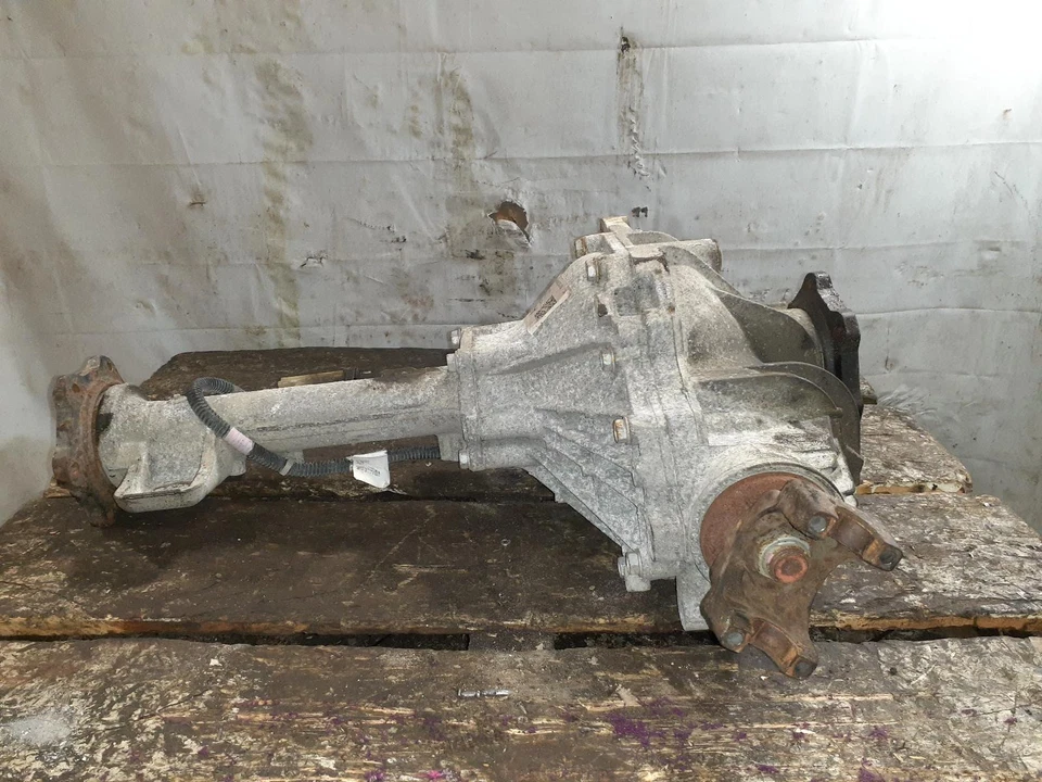 Used Differential Carrier Assembly fits: 2017 Chevrolet Tahoe Front Axle 3.08 ra Foto 3 de 4