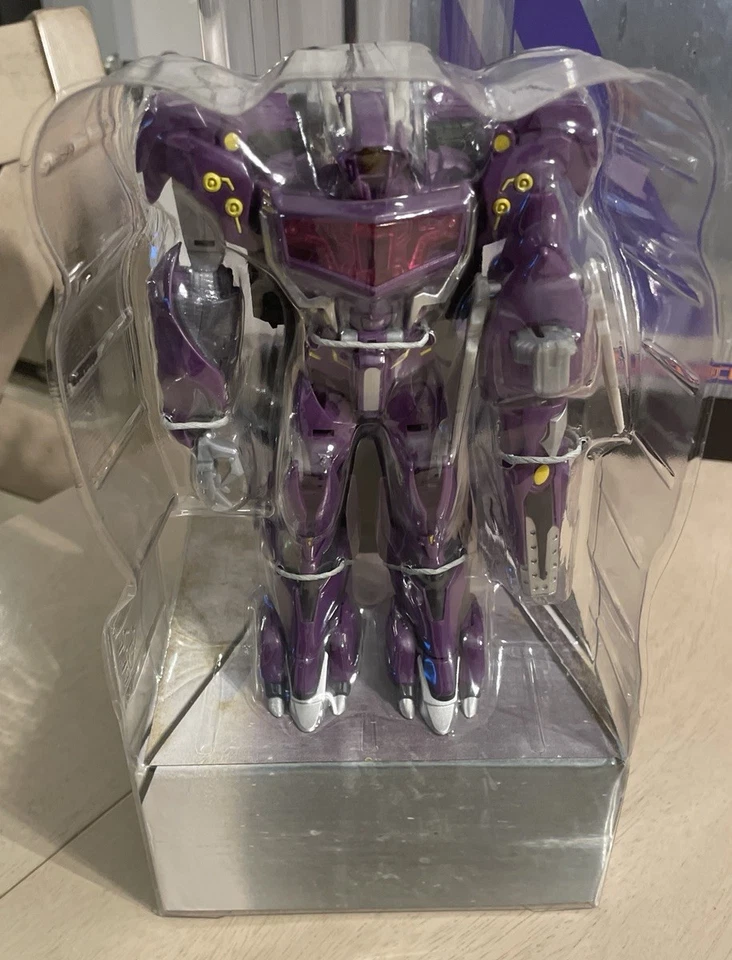 Transformers Cybertron 2013 Exclusive Shockwave's Lab-Very Rare Orange Predaking - Image 4 of 4