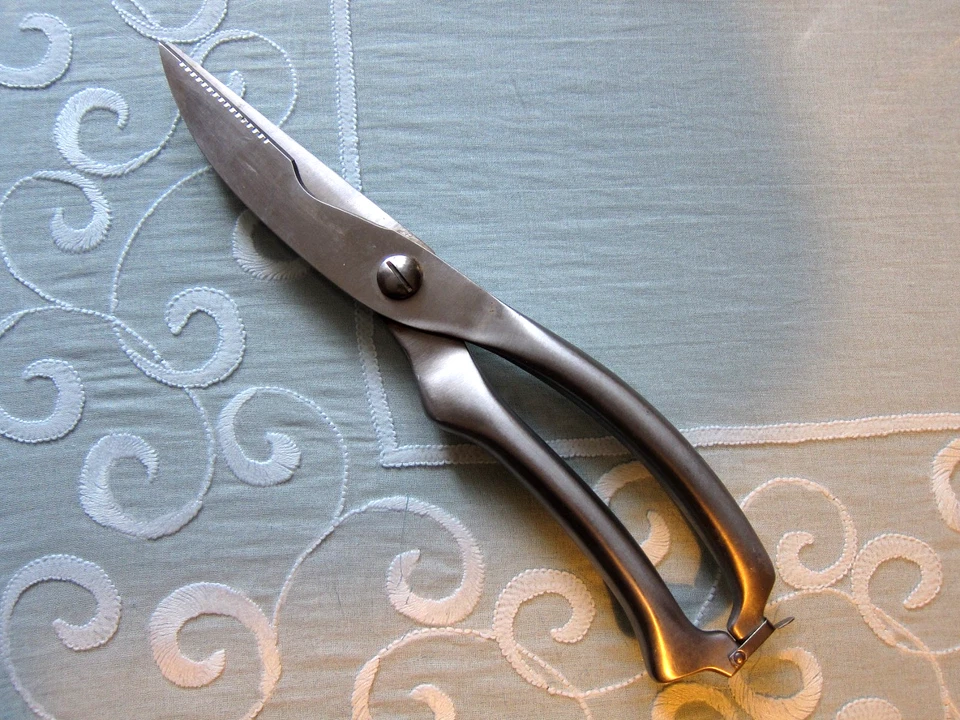 IKEA moderne Geflügelschere Edelstahl matt gebürstet