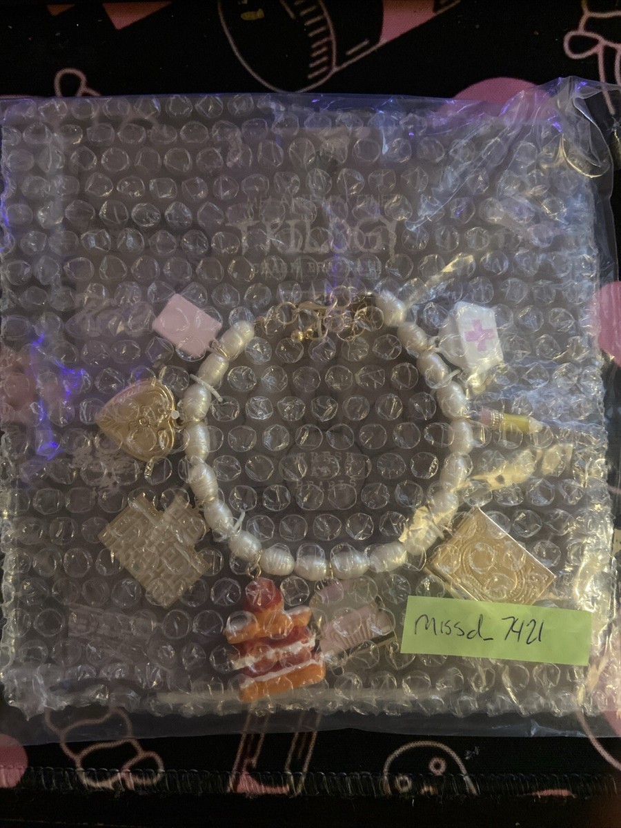 MELANIE MARTINEZ K-12 Fresh Water Pearl Charm Bracelet +