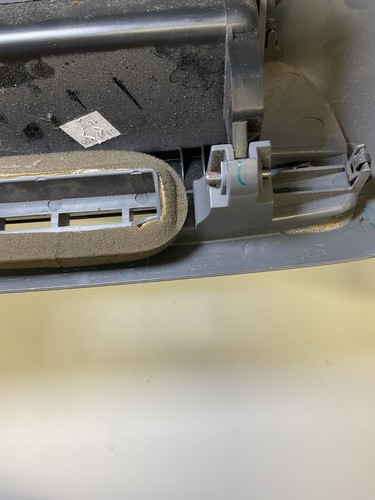 2005 2006 2007 2008 Honda Odyssey Center Console Lower Dash Storage Compartment - Picture 9 of 11