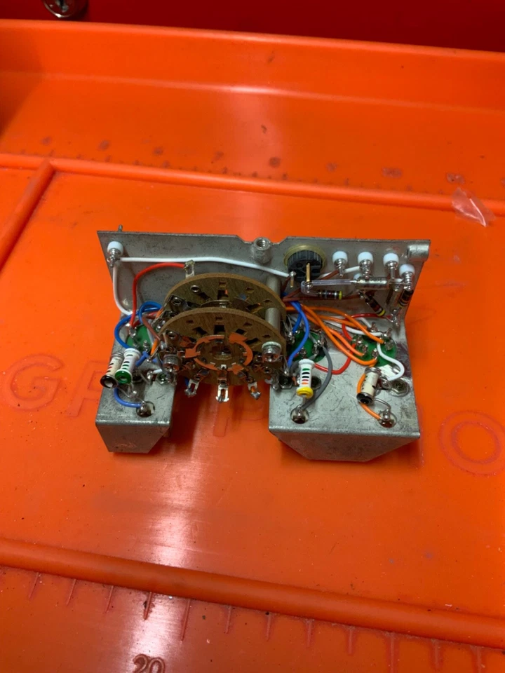 🇺🇸 Amplificador de audio Collins Radio 549-4174-005 Foto 2 de 4