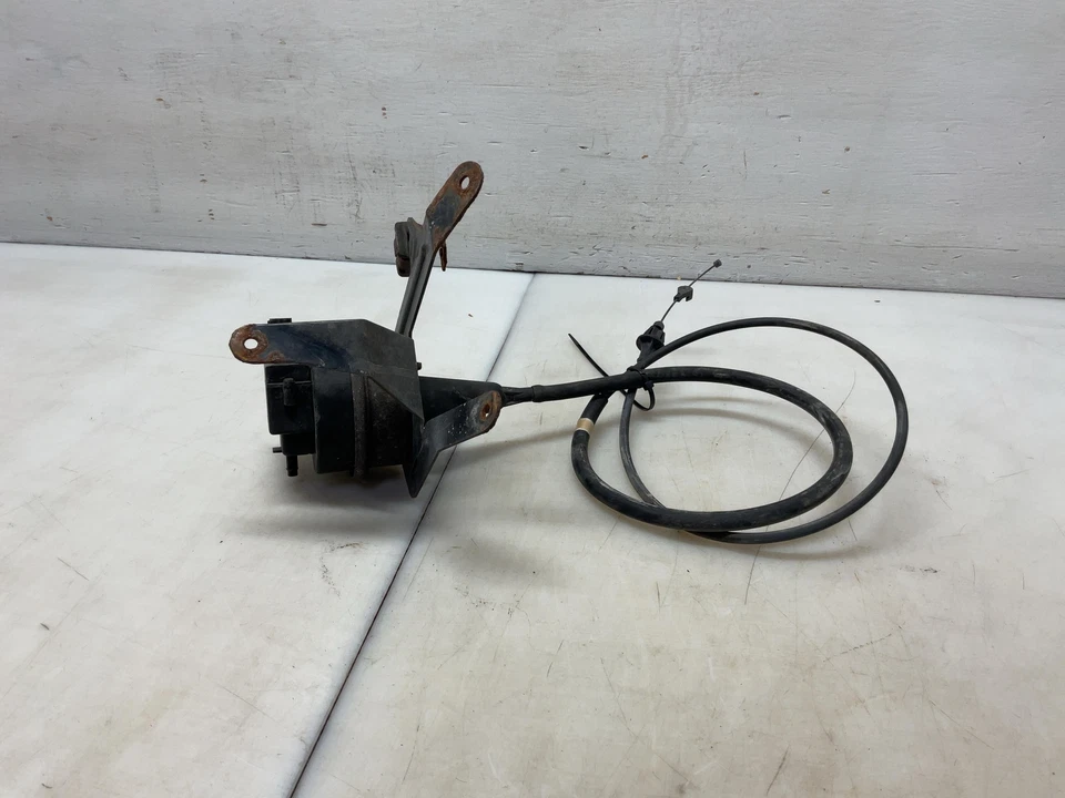 Jeep TJ Wrangler OEM Cruise Control Servo Module 2003 2004 2005 2006 166477 - Image 4 of 4