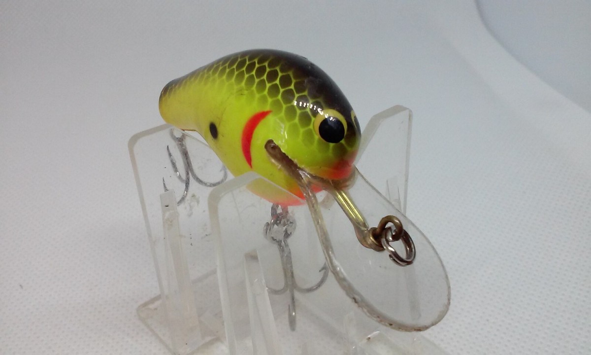 Bagley Diving Killer B1 Black on Chartreuse 09 1 3/4