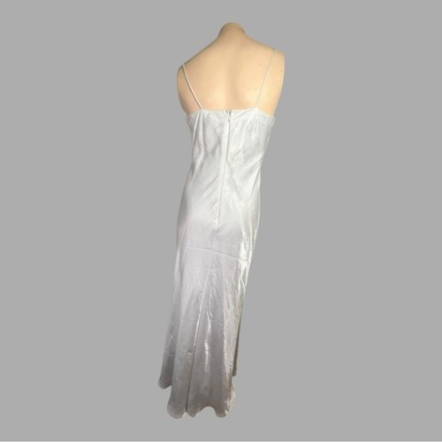 Vestido sin tirantes Y2K plateado metálico con cuentas - Rhapsody Ltd. Talla 6P - Imagen 3 de 10