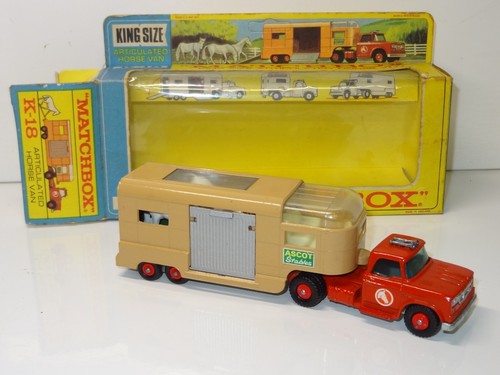 Matchbox KINGSIZE K 18 ARTICULATED ASCOT HORSE VAN (397) UNPUNCHED HEADER