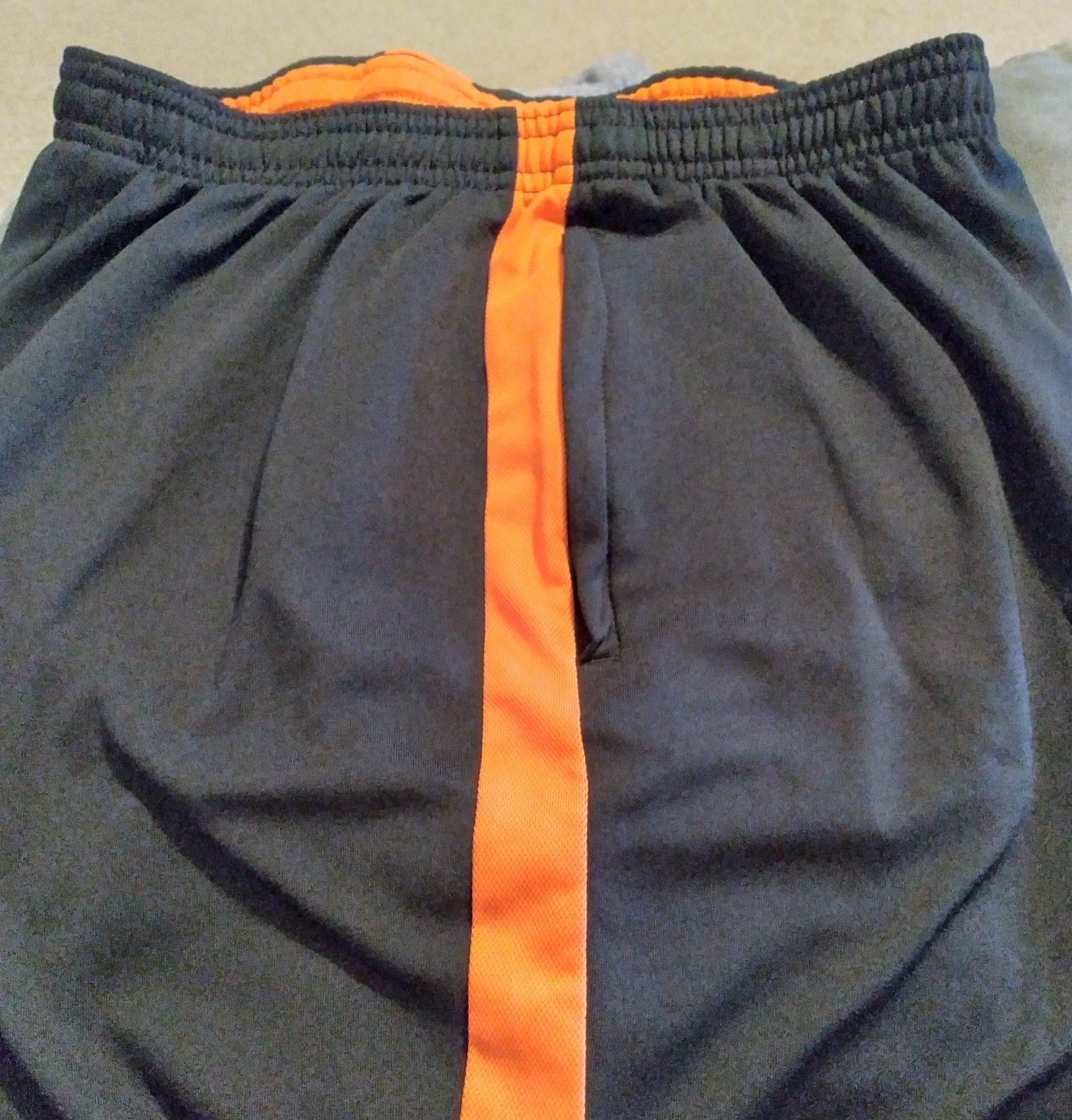 Picture 4 of 11